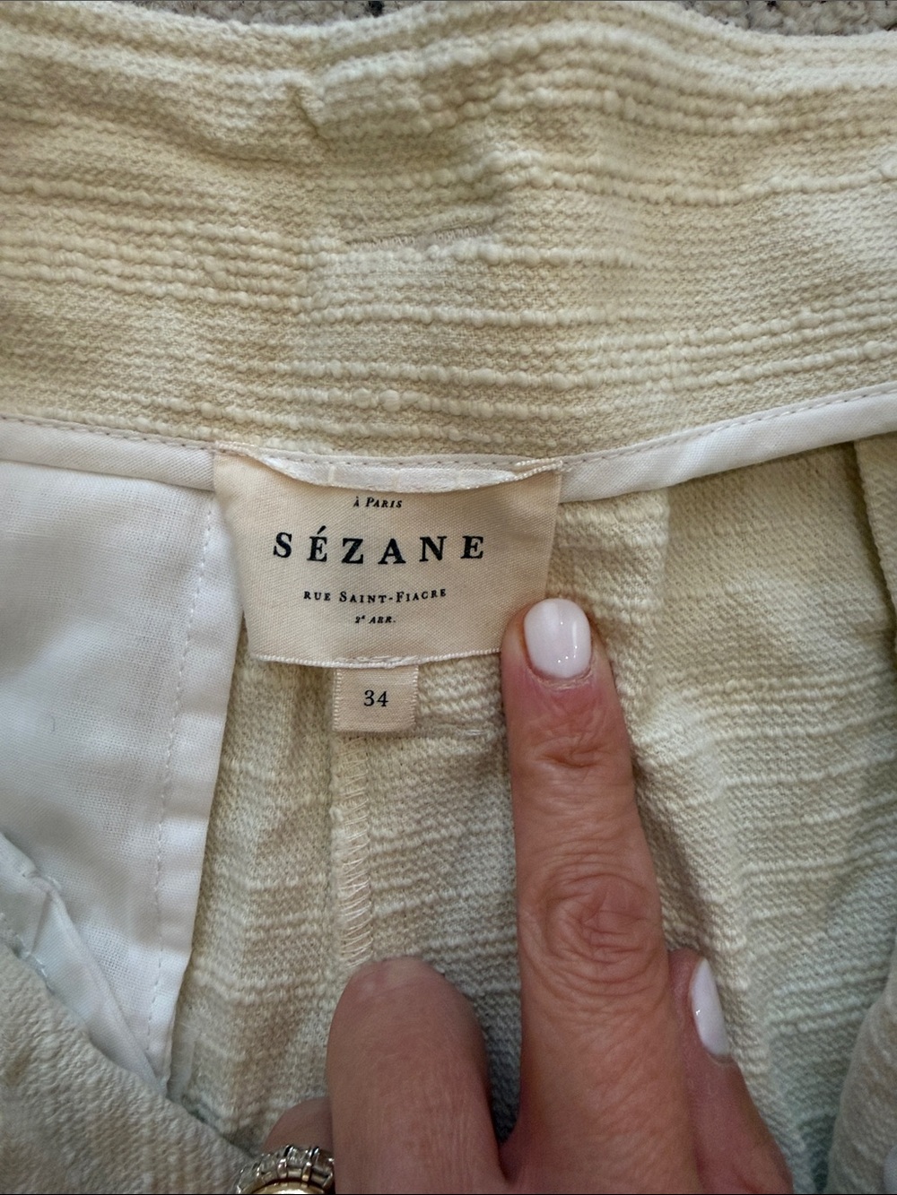 Sezane Cream High-Waist Belted Shorts with Tortoiseshell Ring - Picture 2 of 4
